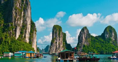 Récit de voyage : La Baie d’Ha-Long au Viêt Nam Récit de voyage : La Baie d’Ha-Long au Viêt Nam