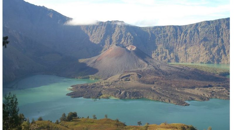 volcan indonésie